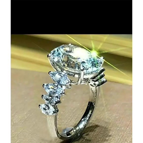 HUGE 7Ct. Oval Lab created diamond  Cocktail Ring Silver Wedding Size 7 - Picture 1 of 7